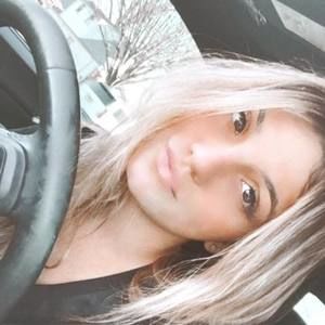 Meet your Posher, Juliana